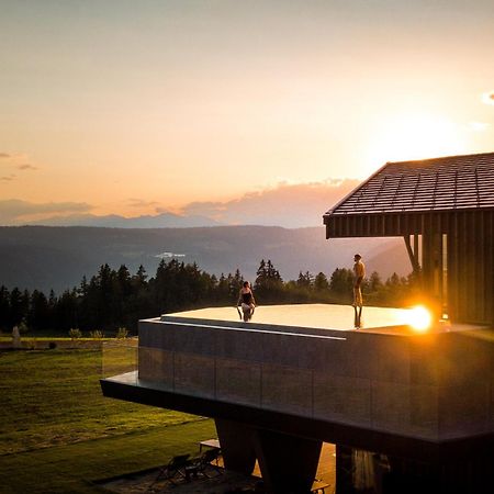 Aeon Hotel - Adults Only Bed & Breakfast Oberbozen Exteriör bild