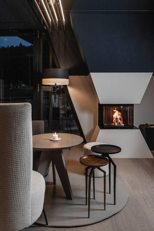 Aeon Hotel - Adults Only Bed & Breakfast Oberbozen Exteriör bild