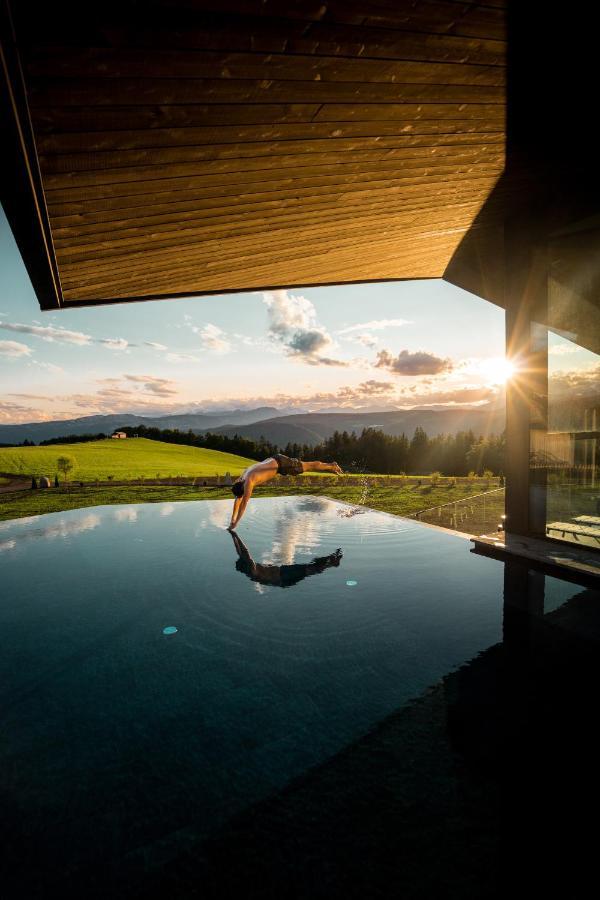 Aeon Hotel - Adults Only Bed & Breakfast Oberbozen Exteriör bild