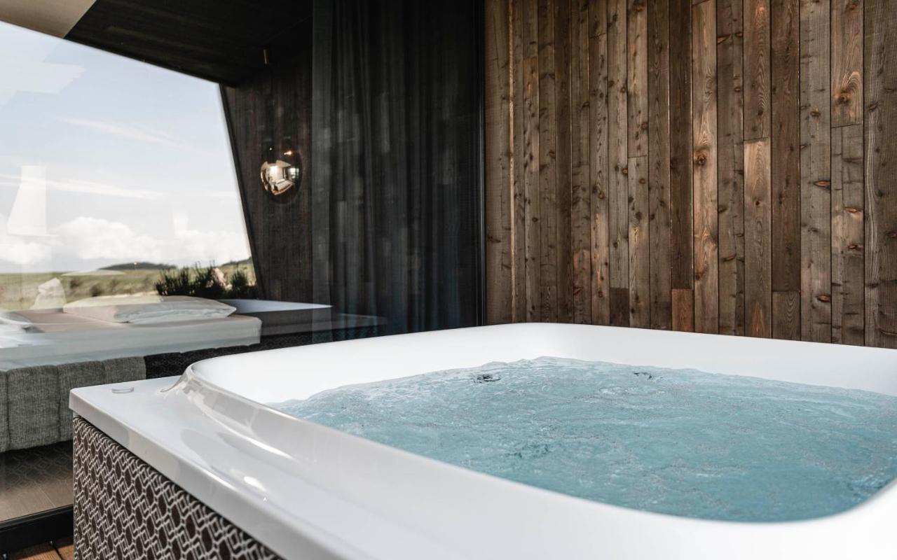 Aeon Hotel - Adults Only Bed & Breakfast Oberbozen Exteriör bild