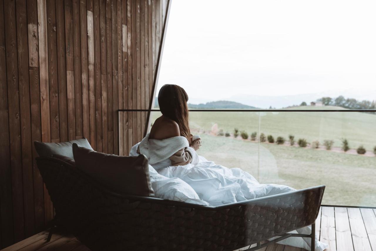 Aeon Hotel - Adults Only Bed & Breakfast Oberbozen Exteriör bild