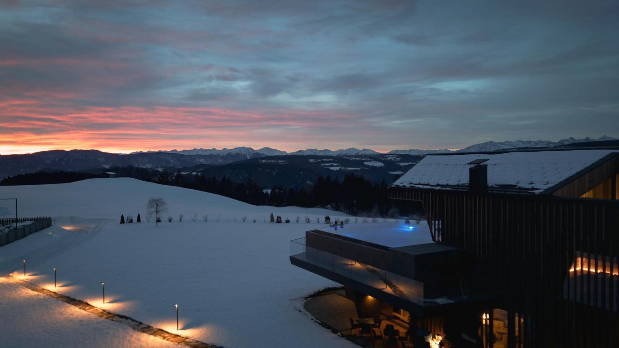 Aeon Hotel - Adults Only Bed & Breakfast Oberbozen Exteriör bild